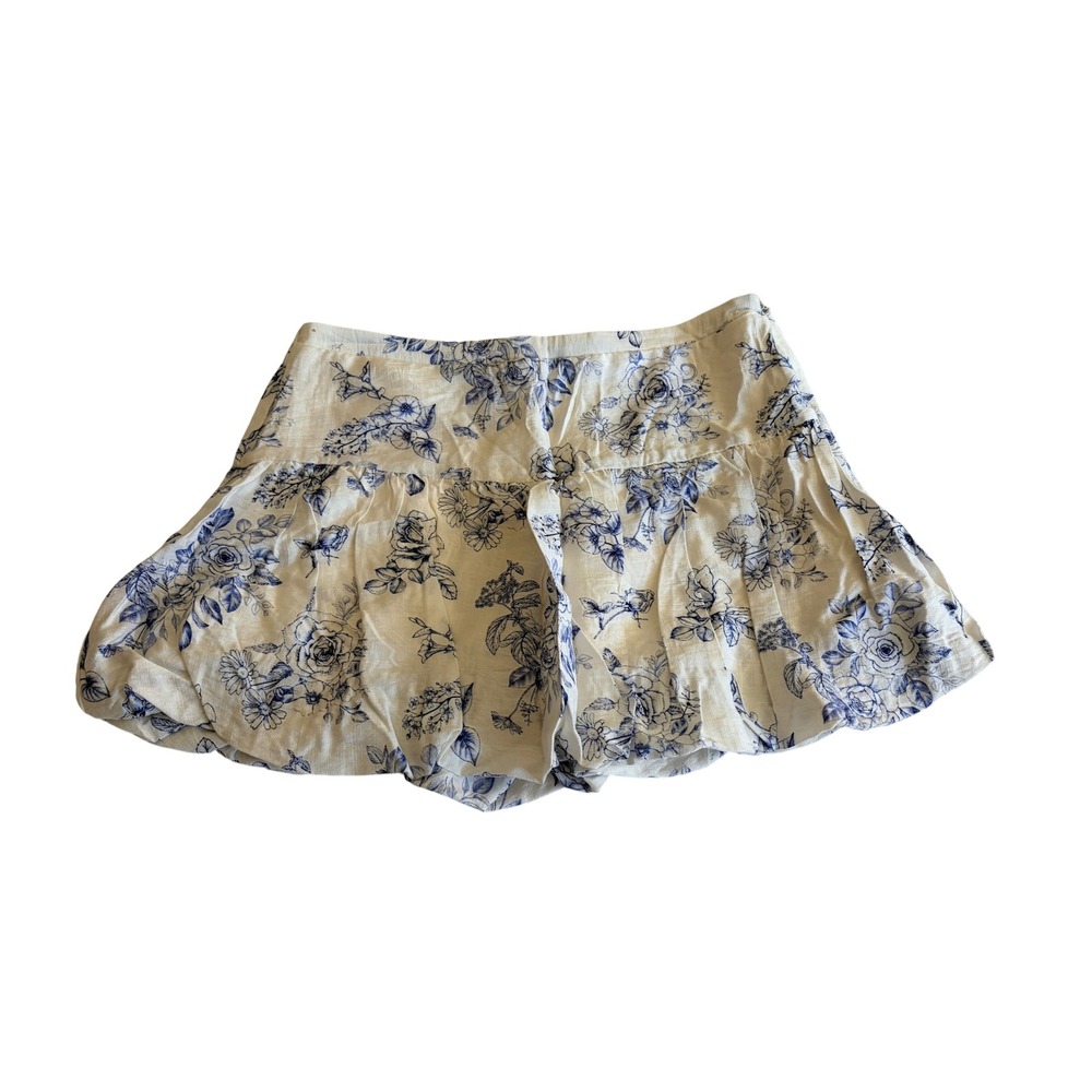 *NWT* Love Tree Women's Blue and White Floral Bubble Skort Skirt Size M